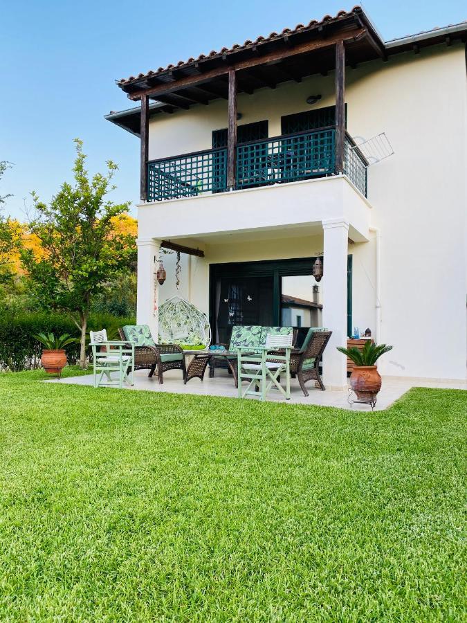 Detached Villa With Sea View Ханиоти Экстерьер фото