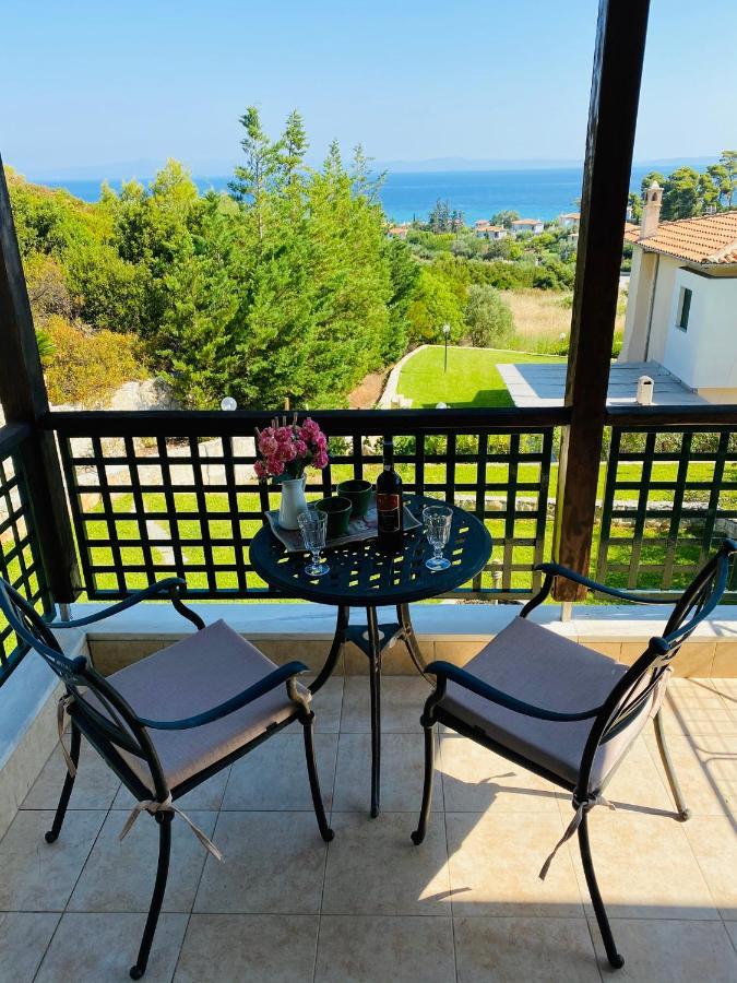 Detached Villa With Sea View Ханиоти Экстерьер фото